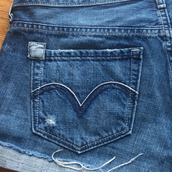 Levi’s Denim short - Picture 6 of 6